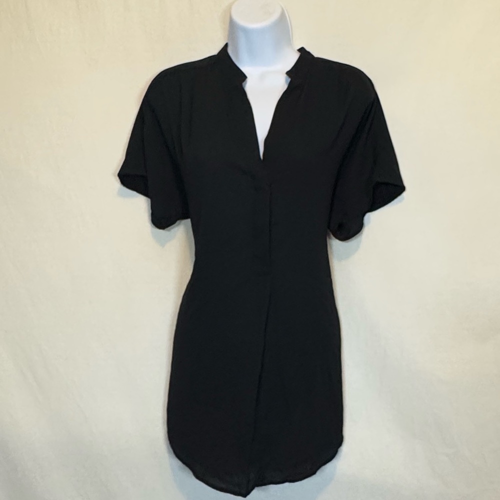 H-63 INC International Concepts Black Short Sleeve Pullover Blouse Size XS
